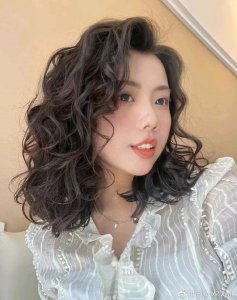 ​精选流行女士发型，好看时尚美美哒，剪完真好看
