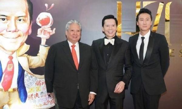 向华强在香港娱乐圈当中为何有如此高地位？曾志伟一句话暴露实情
