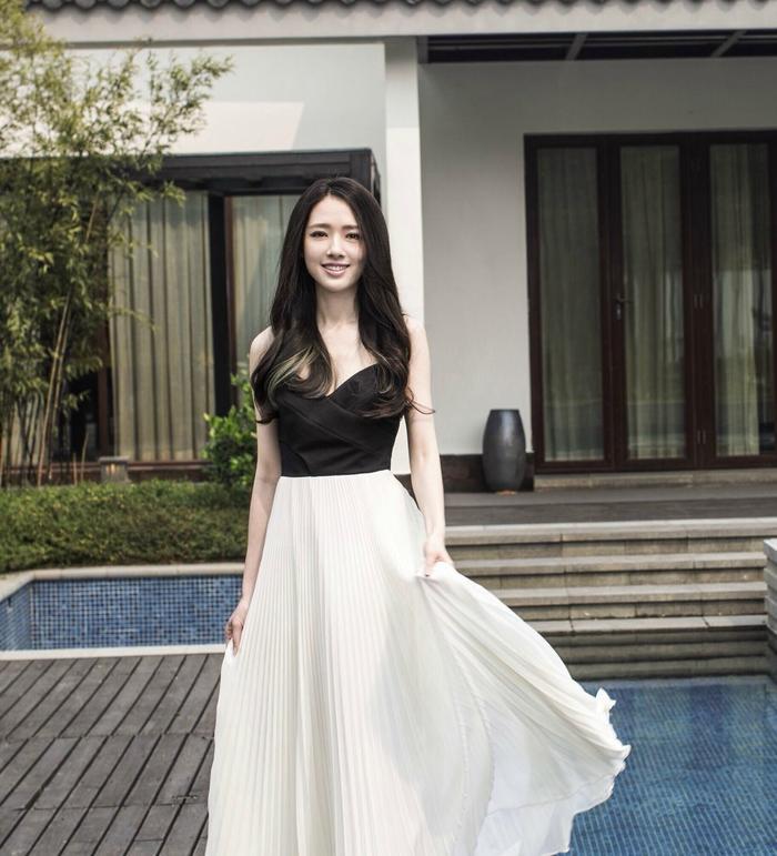 郭碧婷做婚检，意外爆光身高体重数据，网友：向佐有福了