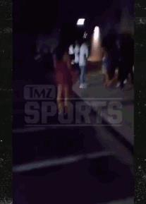 连女人都打？哈登夜总会再生事端，要做真大佬还得学学他们3人