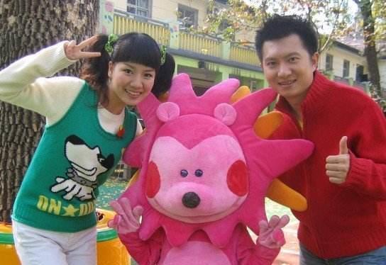 还记得“红果果”“绿泡泡”吗？童年美好的回忆，今两人却成夫妻
