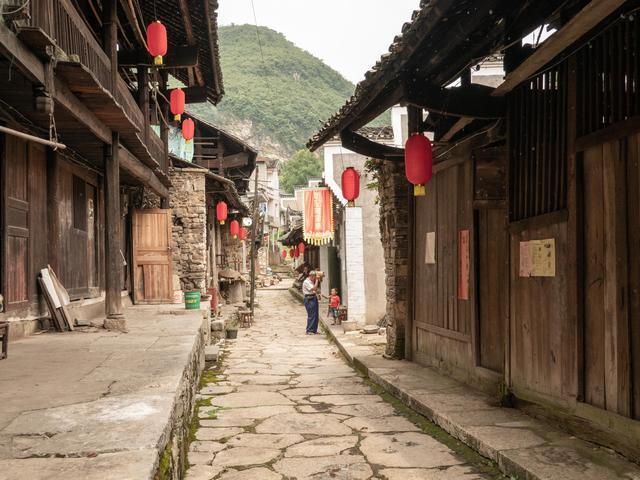 湖南最值得一去的古镇，距今2000年历史，曾经比凤凰古城还要繁华
