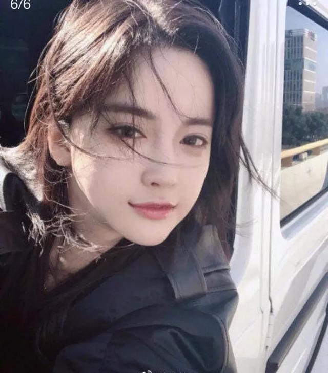 快手街拍女神潘南奎黑历史曝光，她竟然是这种人，人称“潘十亿“花蛇