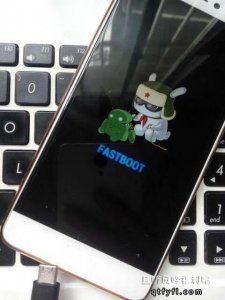 ​手机刷机怎么刷手机能自己在家刷机吗（手机刷机用什么刷机最好)
