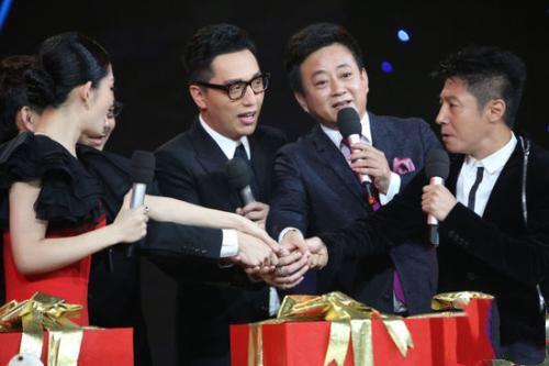 马季儿子，春晚导演，30岁开始主持，《奇葩说》爆红，今身家过亿