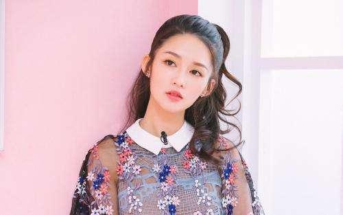 李沁发文澄清谣言, 称自己至今单身, 网友: 该找一个了