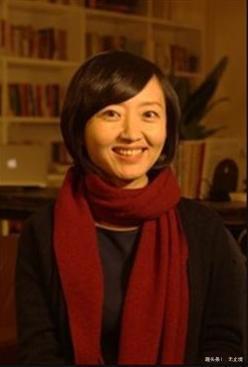 43岁柴静曾是央视主持人，但近况看着心疼，曾为女儿放弃事业