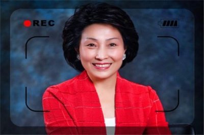 ​她出生于陕北土窑洞，嫁入豪门后却自主创业，如今成著名女企业家