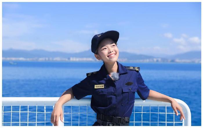 26岁莫小贝近照，越变越美成女神，未修图露真实样貌一言难尽