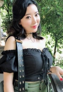 ​蒋聘婷才是抖音“第一女神”，身材让人瞩目，生活过得舒适又惬意