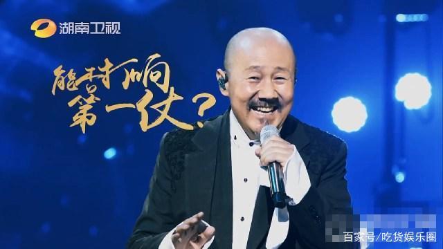 腾格尔“撞衫”杨幂遭网友调侃：这是买家秀和卖家秀！