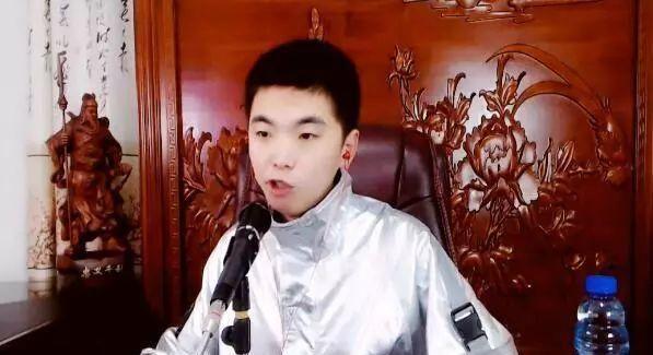 赵小磊放话，谁没有个几百万，打算赔9位数上年度