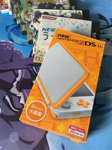 ​任天堂New2DSLL评测，对比New3DSLL