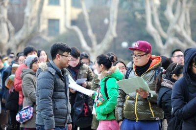 ​我，初中教师，在省会城市工作，透露老师的真实薪资有多少