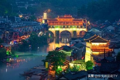 ​贵州省有哪些著名景点？
