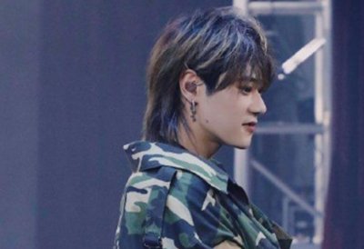 ​太一的歌曲曲风多变，总有你喜欢的一首，他是个有趣的灵魂