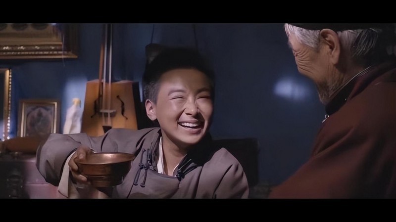 邢雅晨长发照（影视圈那些女扮男装的演员）