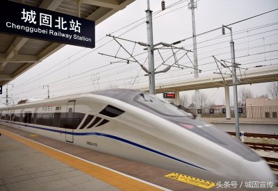 ​西成高铁开通首日城固北站客流火爆