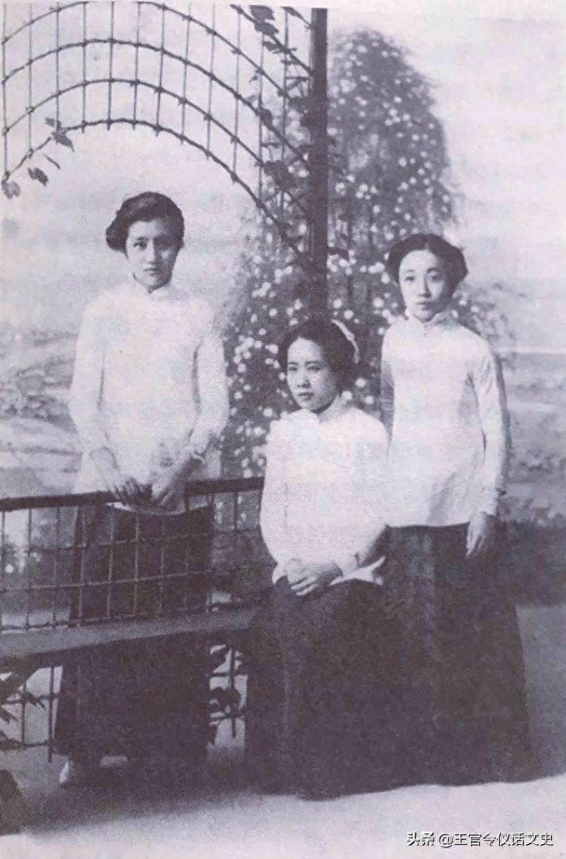 从卖唱女到阔太太，从单亲妈妈到董事长，董竹君的一生堪称传奇