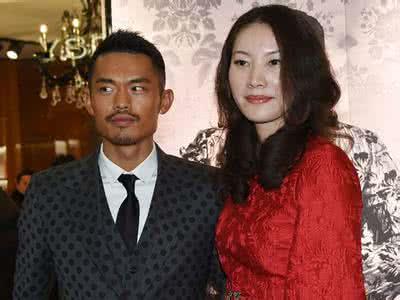 林丹一夜八个套是怎么回事图 为什么说林丹是双性恋同性照片曝光