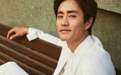 ​杨玏是谁的儿子 杨玏男明星爸爸叫什么