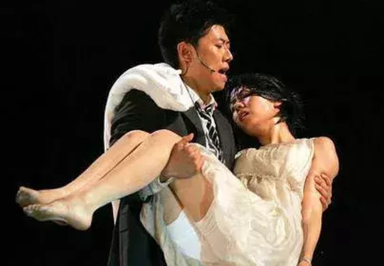 夏雨袁泉什么时候结的婚的（娱乐圈模范夫妻袁泉夏雨婚纱照）
