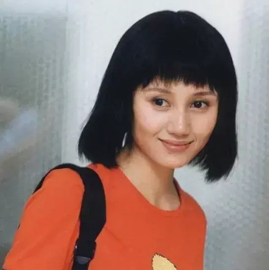 夏雨袁泉什么时候结的婚的（娱乐圈模范夫妻袁泉夏雨婚纱照）