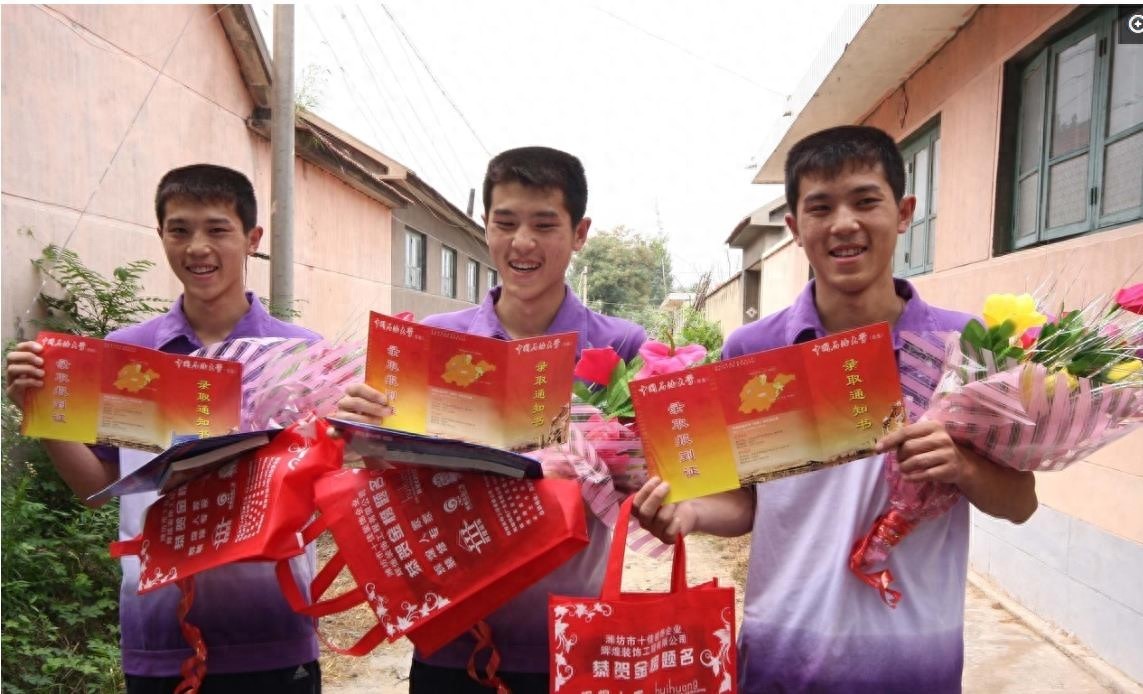揭秘中国“三胞胎”，有的长得像，有的长得不像，看了之后才明白