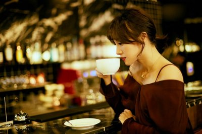 ​章龄之优雅写真曝光 再现冬日小美好