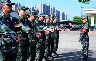 ​在部队里，班长是干部吗？有多大权力？当上班长有什么优势？