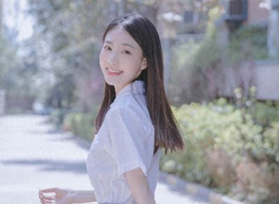 ​女生说自己长得丑，教你十个幽默高情商回复！