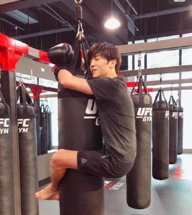 毕书尽我是歌手第几期出现 出道多年毕书尽为什么不火