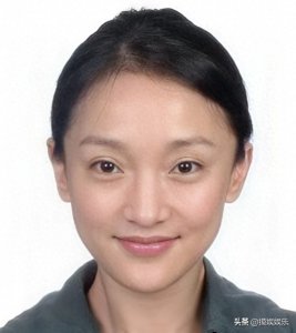 ​看到24位女明星的素颜证件照对比，有点清纯动人，有的油光满面