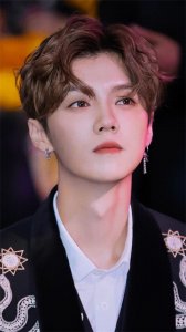 ​太不靠谱反天罡！deepseek认为的内娱十个最帅男明星居然是他们？