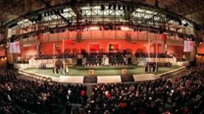 ​1999年12月20日：澳门回归的历史时刻与新篇章的开启