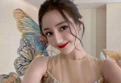 ​迪丽热巴人缘到底有多差？生日微博下，没有一个明星祝福