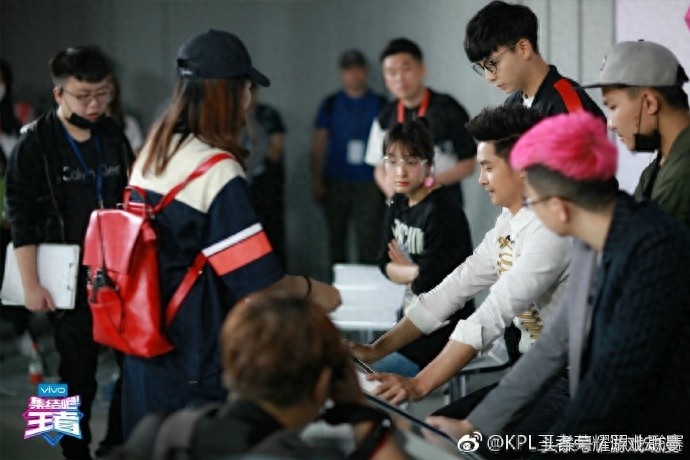 王者荣耀明星赛火热开启:田亮、吴昕、胡夏、 李诞,强势开打