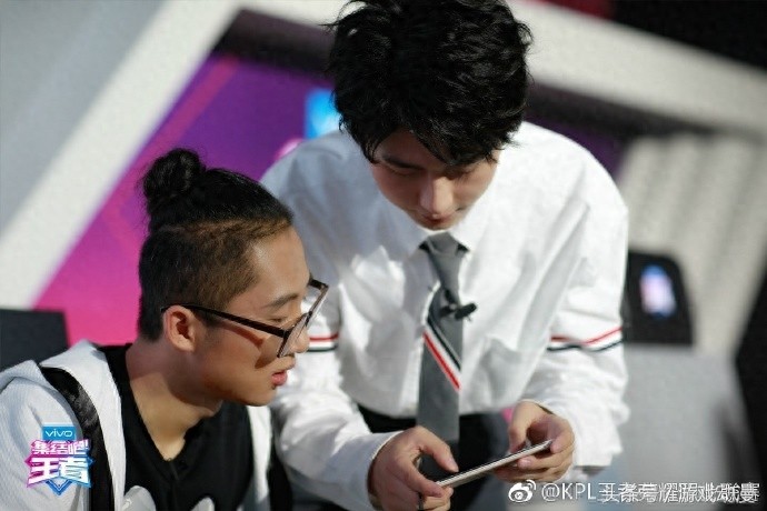王者荣耀明星赛火热开启:田亮、吴昕、胡夏、 李诞,强势开打