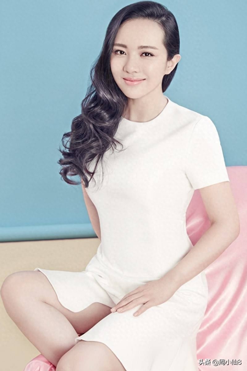 明星孟茜，娱乐圈歌手和演员，清新靓丽，被誉为“宅男女神”