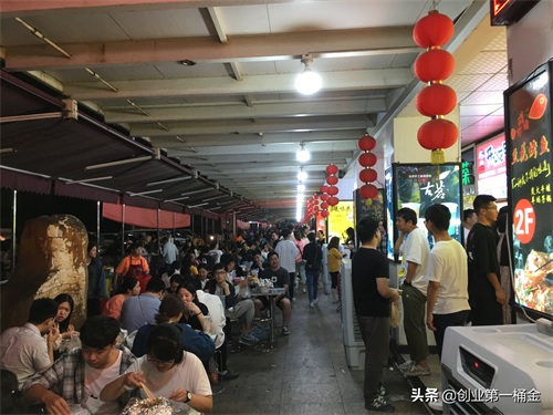 带你探秘杭州最有名的美食街垃圾街!这里承载了太多人的回忆