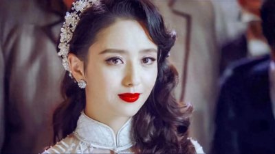 佟丽娅,一位来自中国新疆的影视明星,美丽的舞蹈演员兼主持人