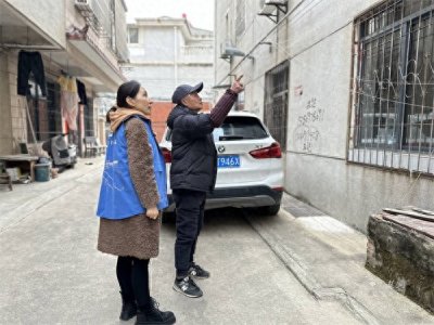 ​武昌区白沙洲街道：发挥先锋模范作用做居民身边的“贴心人”