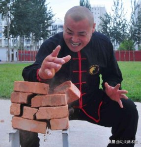 ​秘传铁砂掌的练习方法，一种可攻击、可防守、可表演的掌上硬功夫