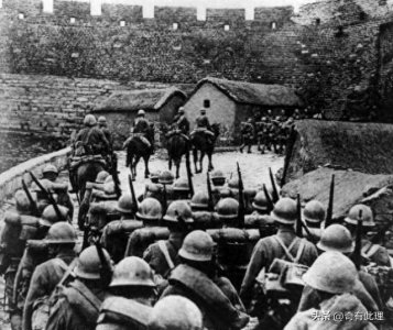 ​14万日军集体荒野求生，各个膘肥体壮，种地将军今村均罪恶的一生