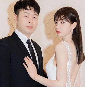 ​“苦等9年”的沈梦辰：住2亿别墅，请4个保姆，光鲜背后也有泪水