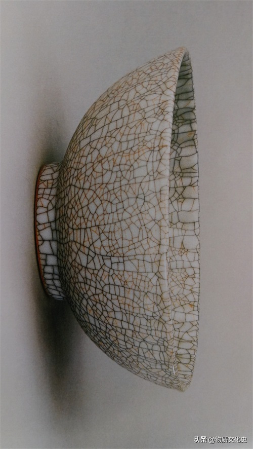 金丝铁线，聚沫攒珠——明代景德镇御窑厂仿哥窑瓷器鉴赏