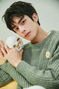 ​230420 | 宋威龙 高清手机壁纸