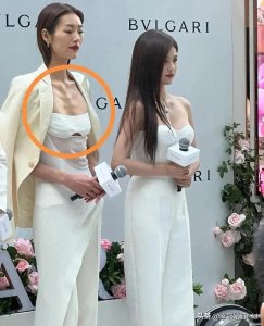 ​刘雯身高178厘米，但体重只有104斤