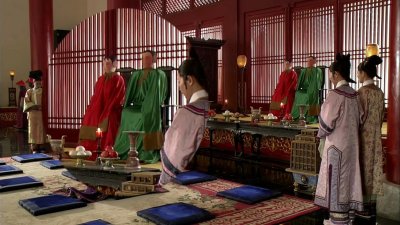 ​《甄嬛传》中的红男绿女为何能让帝后亲自祭拜，它们究竟是什么？