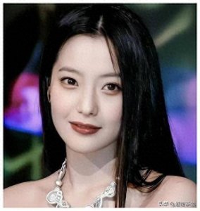 金喜善15岁女儿近照曝光,“最丑星二代”成美少女,网友集体道歉